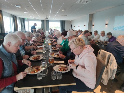 Hópurinn borðaði hádegismat á Hellu á Stracta Hotel