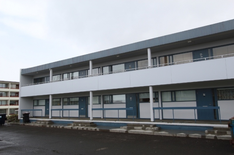 Til leigu fullbúin íbúð á Akureyri í vetur