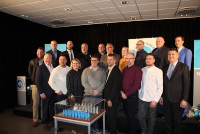 Hundra&eth; starfsmenn hafa loki&eth; n&aacute;mi &iacute; st&oacute;ri&eth;jusk&oacute;la Nor&eth;ur&aacute;ls